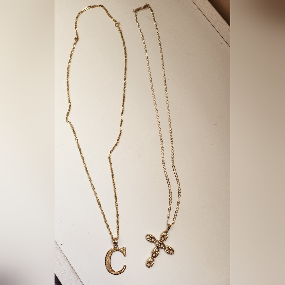 10k gold necklace set of 2 excellent condition